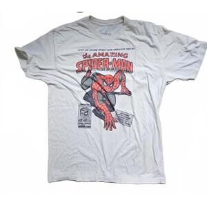 Marvek Amazing Spider-Man Men Graphic T-Shirt Size Large